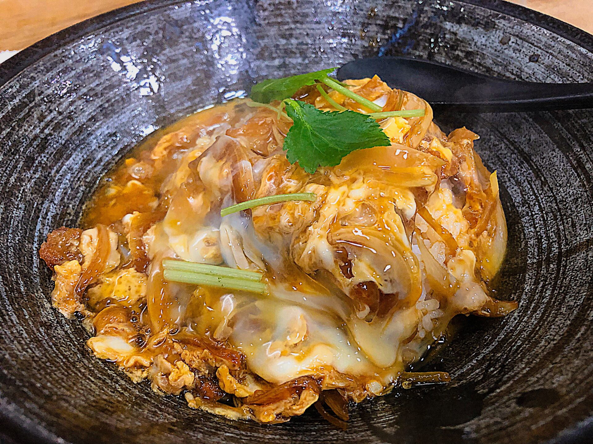 よろこび庵のカツ丼とラーメン